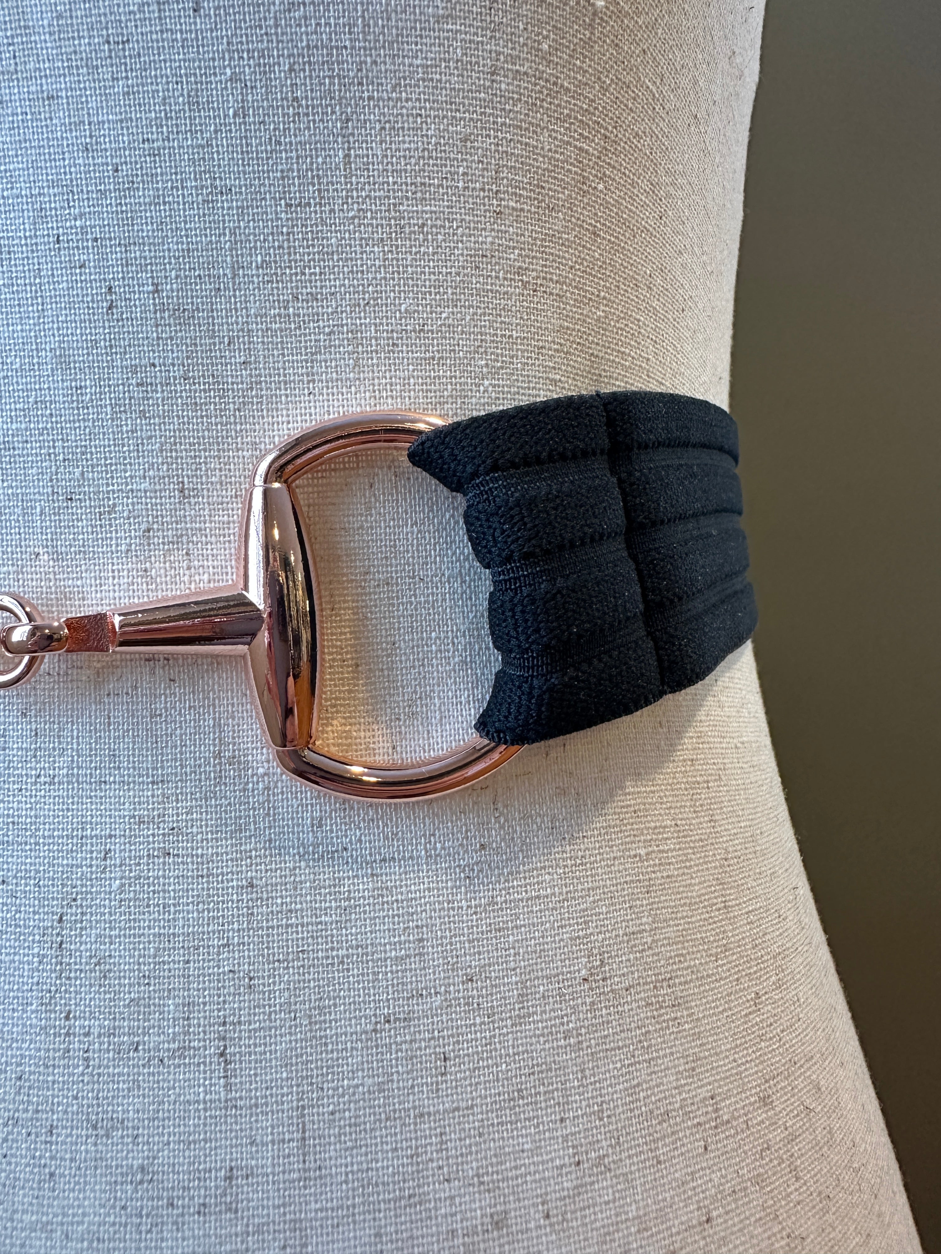 kma-equestrian-elastic-black-  display picture 1