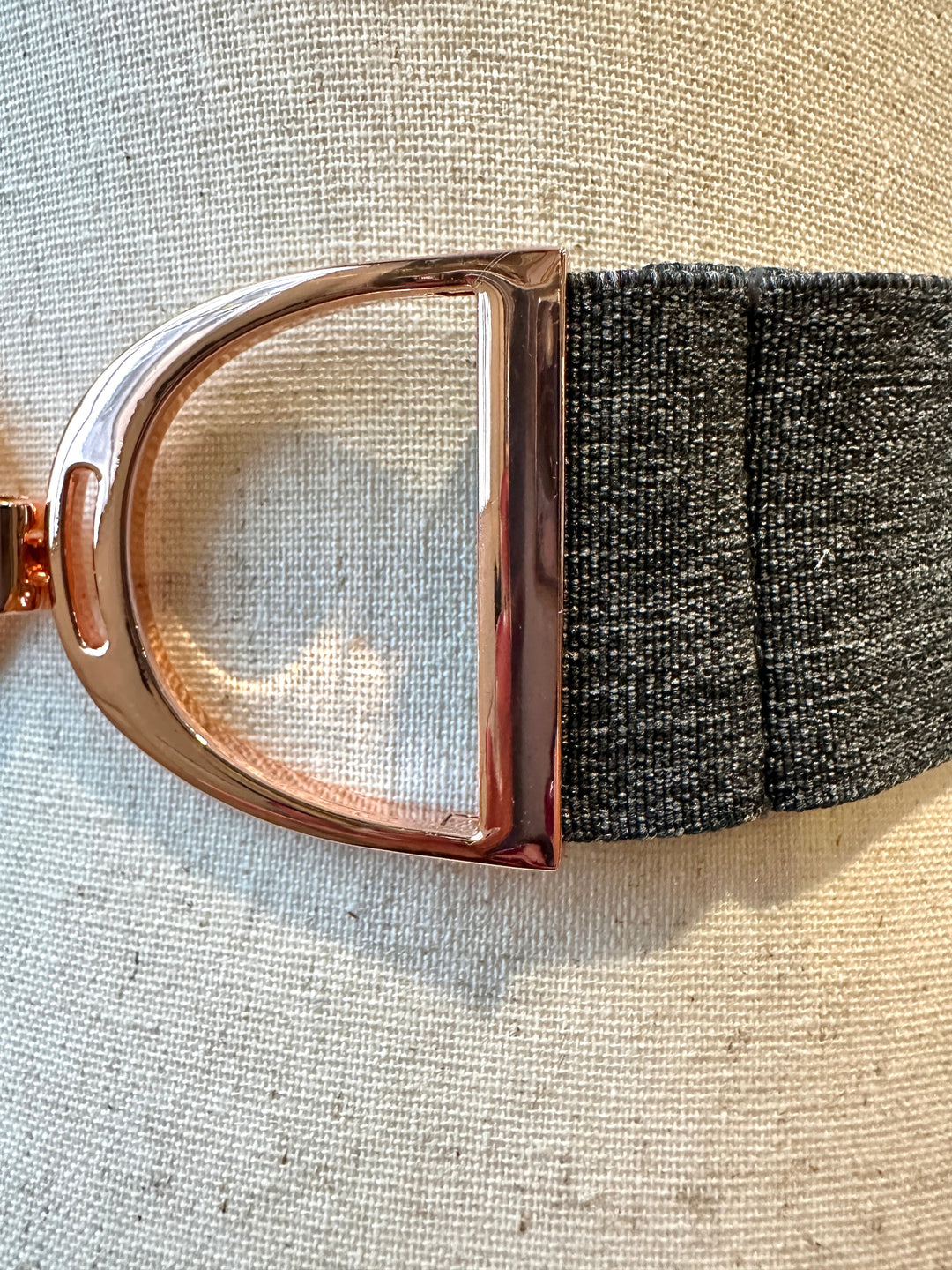 KMA Equestrian Elastic Flannel Grey Elastic Belt with Rose Gold Stirrup Buckle 3